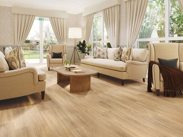 Lyndhurst Oak: Commercial LVT Flooring from the Amtico Spacia